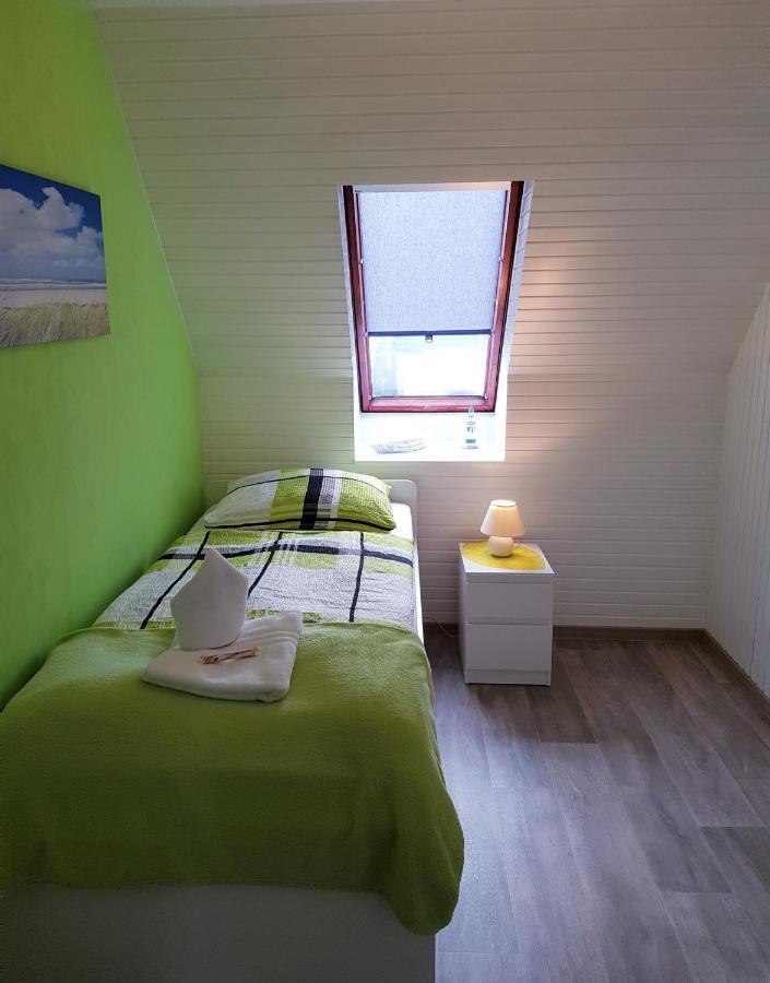 Kleine Nixe Duenenblick * Cuxhaven